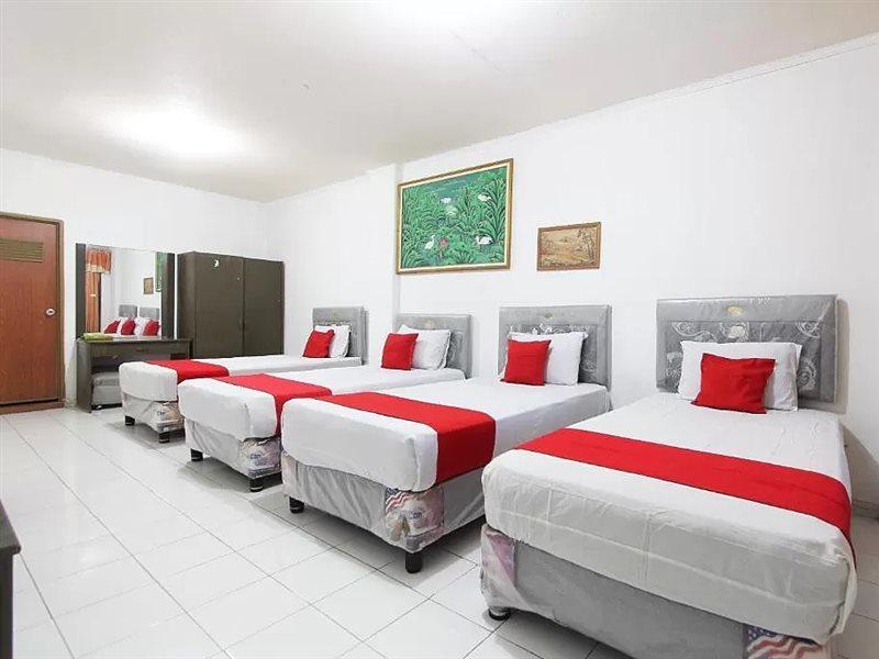 Oyo 90028 Hotel Victory Batu  Dış mekan fotoğraf