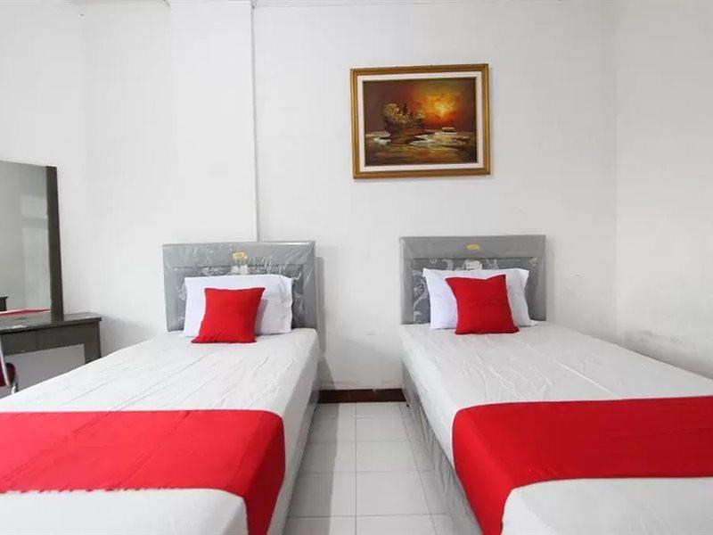 Oyo 90028 Hotel Victory Batu  Dış mekan fotoğraf