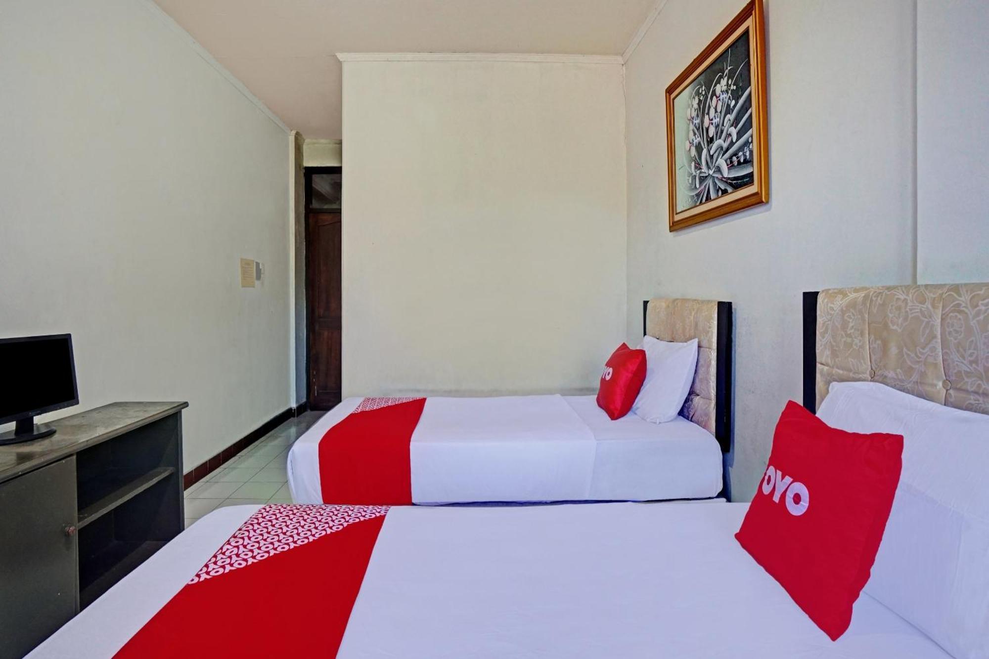 Oyo 90028 Hotel Victory Batu  Dış mekan fotoğraf