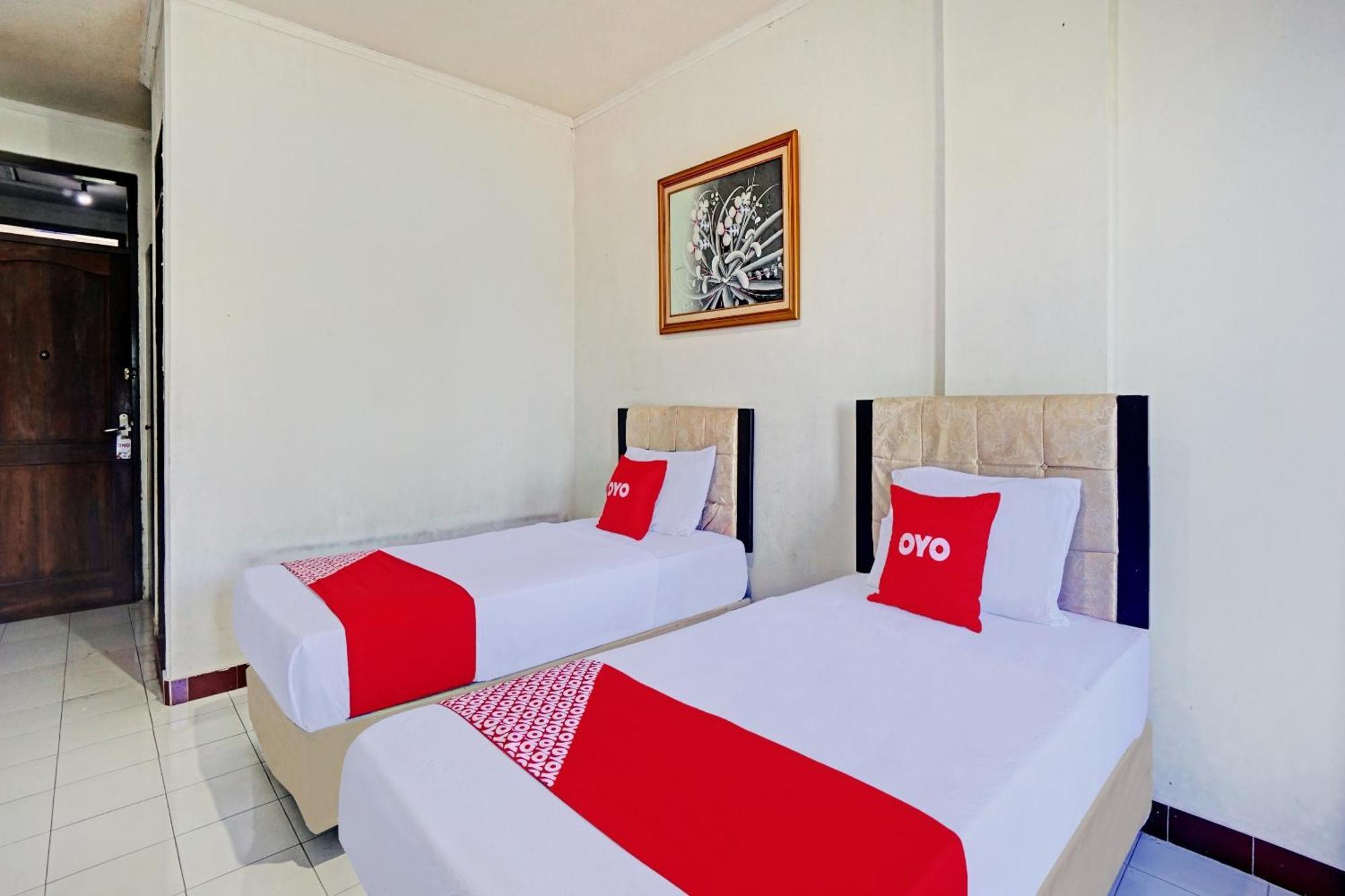 Oyo 90028 Hotel Victory Batu  Dış mekan fotoğraf