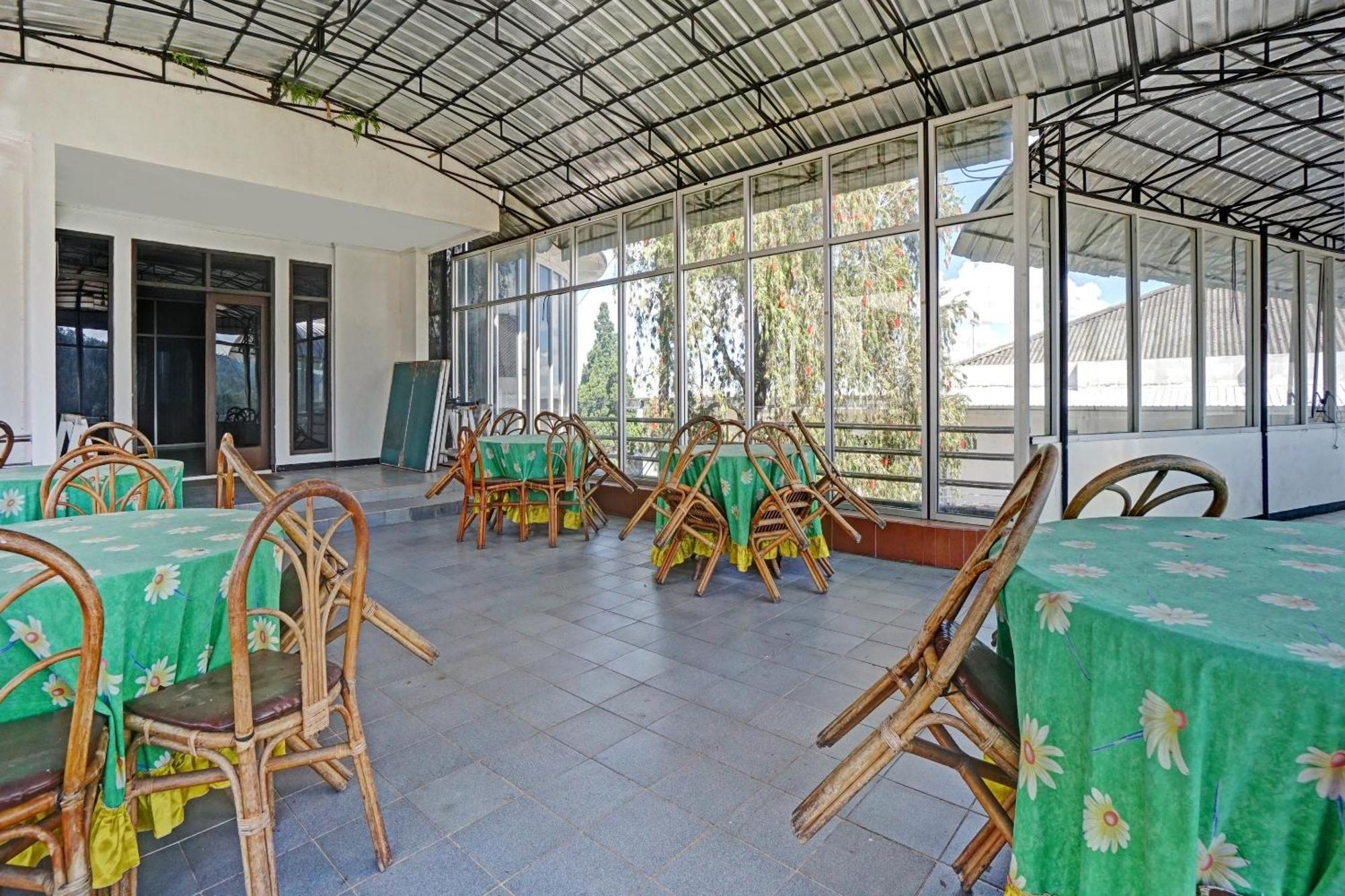 Oyo 90028 Hotel Victory Batu  Dış mekan fotoğraf