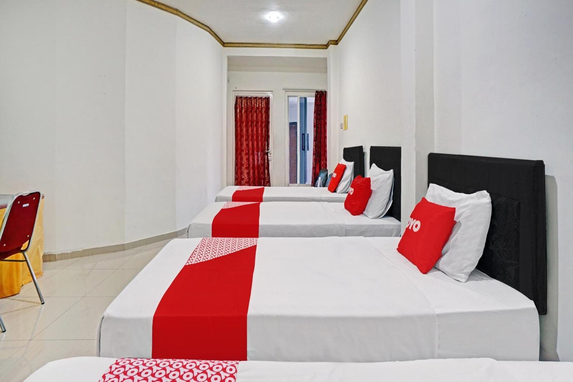 Oyo 90028 Hotel Victory Batu  Dış mekan fotoğraf